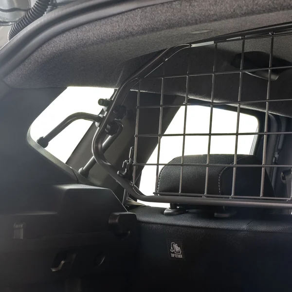Dacia Duster grille de séparation (2024-on)