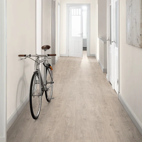 Sol stratifié Egger 8/33 Classic Aqua CLIC it! 24h - x - Chêne Berdal Gris